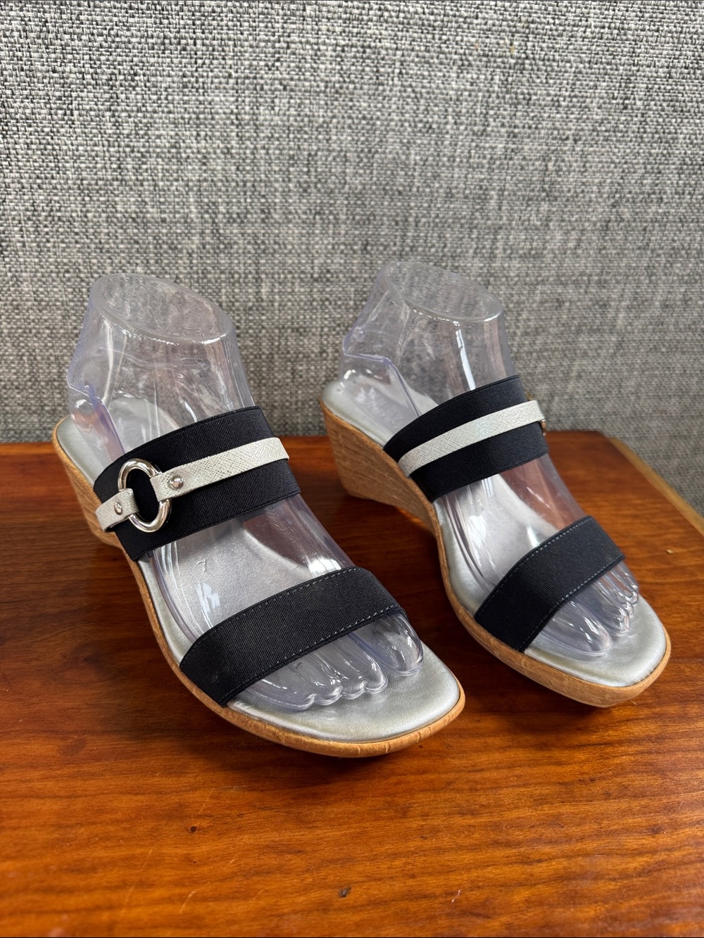 Italian Shoemakers Black and Silver Ring Wedge Slide Sandals Size 7
